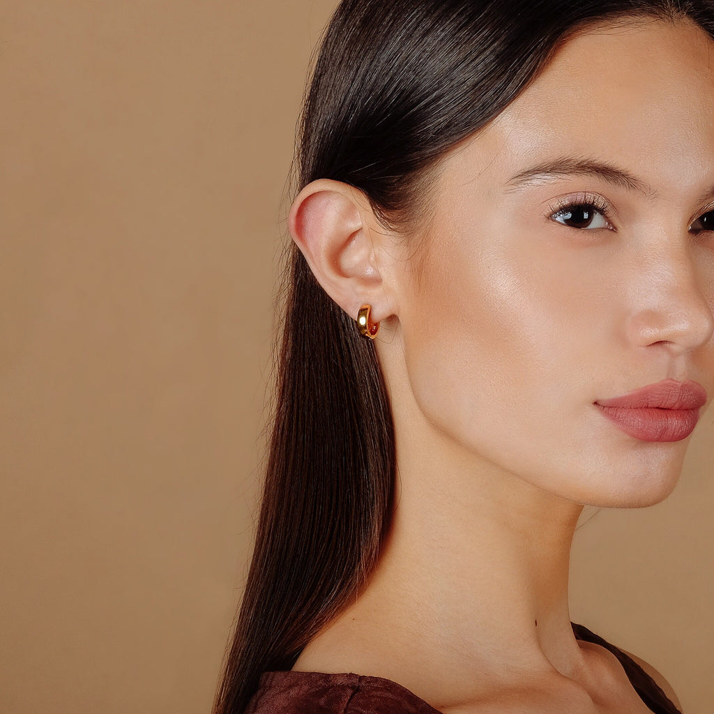Demi Hoops